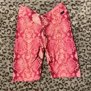 Lici fit high waist scrunch biker shorts